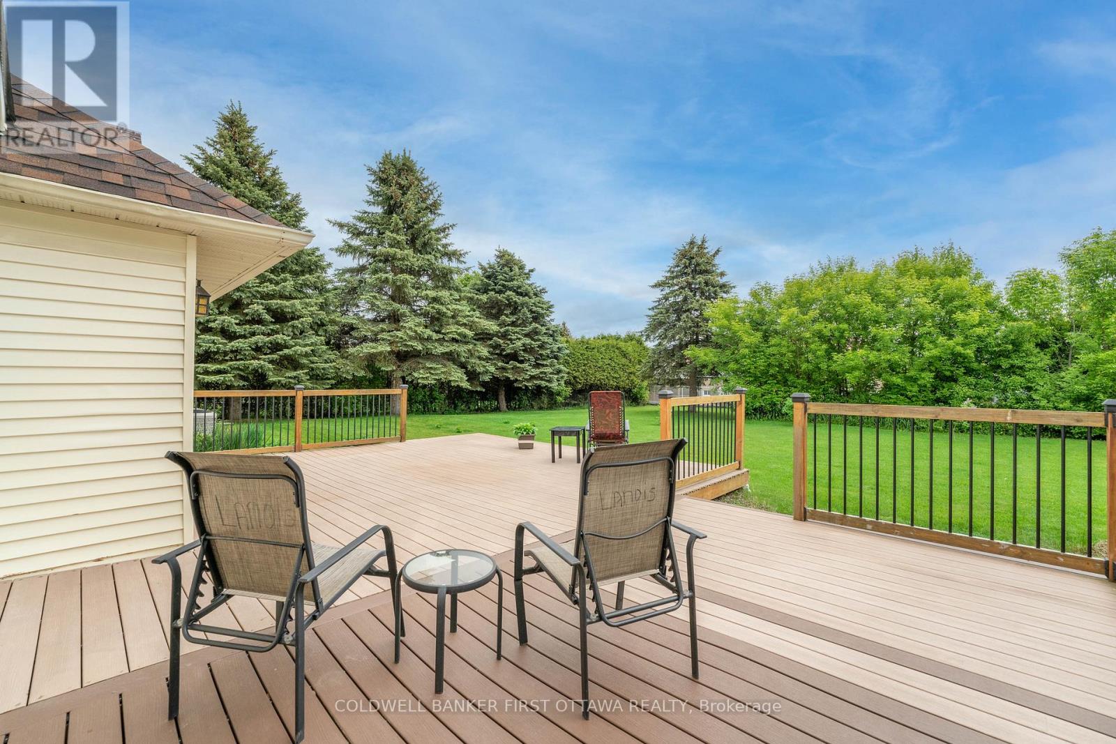 8 Lachaine Street Sw, Russell, Ontario  K0A 1W0 - Photo 28 - X12188915