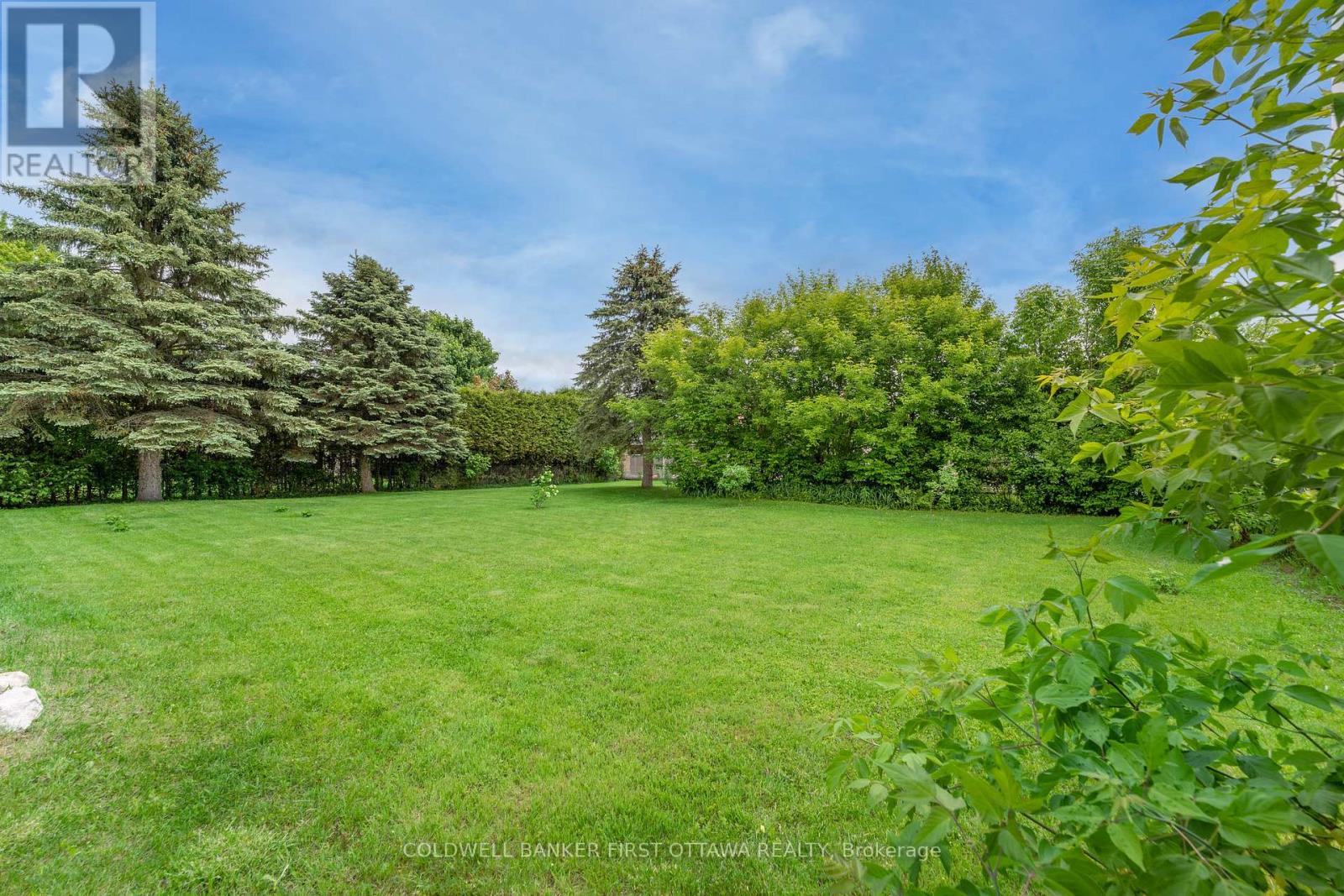 8 Lachaine Street Sw, Russell, Ontario  K0A 1W0 - Photo 31 - X12188915