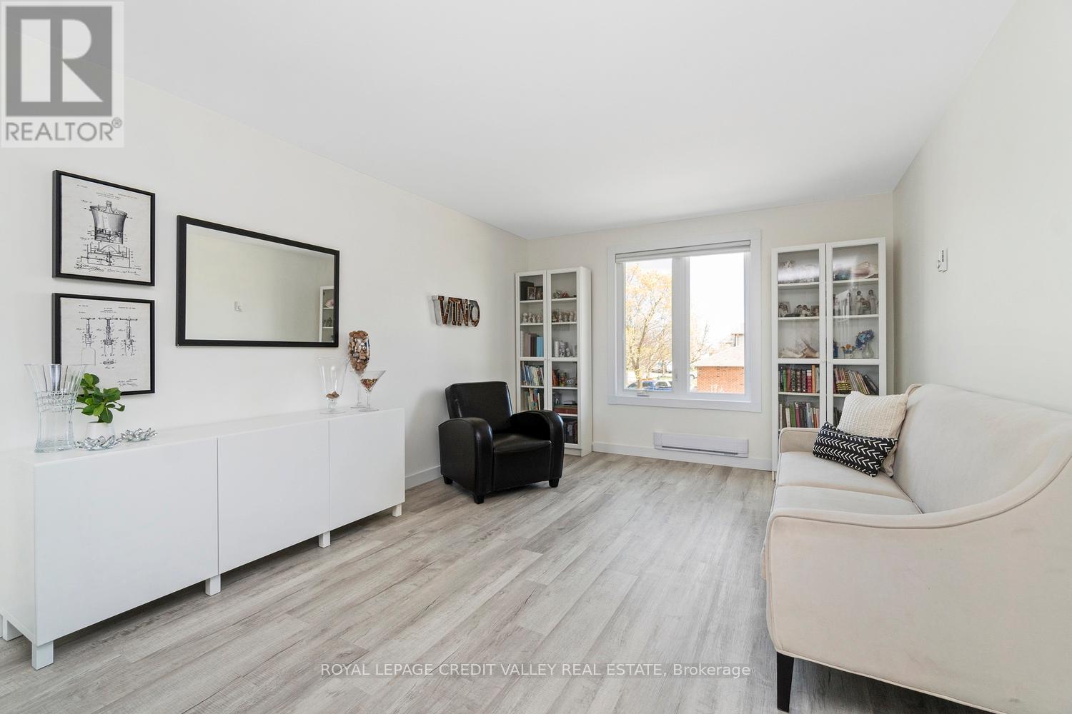 13 Kinzie Lane, Barrie, Ontario  L4M 6A2 - Photo 11 - S12188681