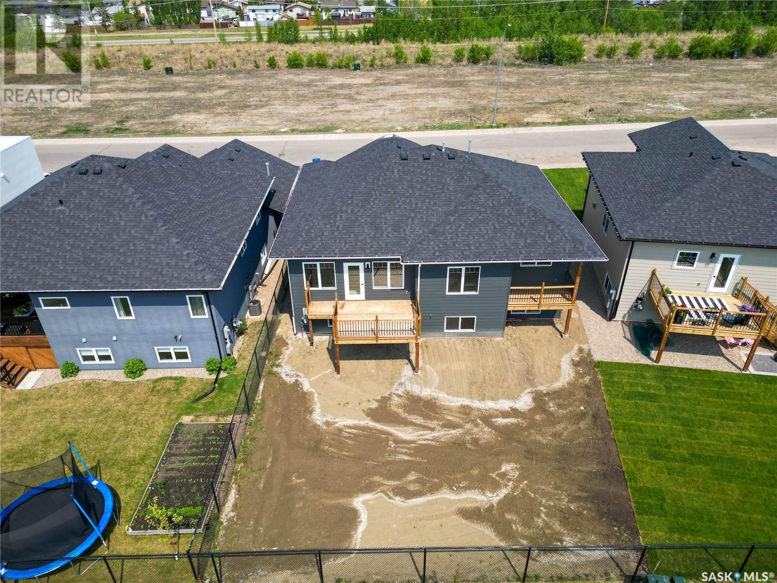 51 Hadley Road, Prince Albert, Saskatchewan  S6X 0A4 - Photo 25 - SK990817