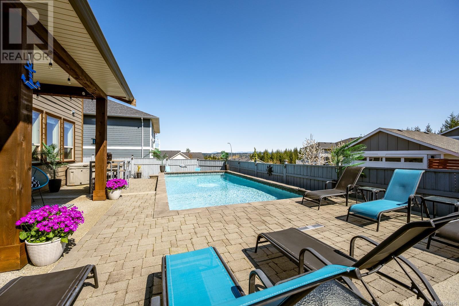 Property at 4060 Southwalk Dr image 4