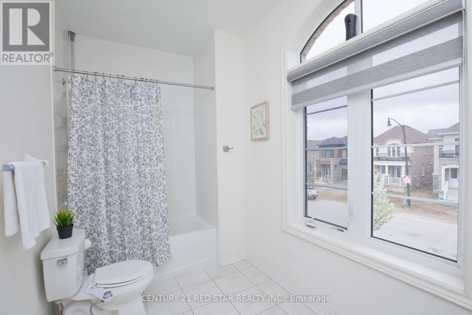 633 Brisdale Drive, Brampton, Ontario  L7A 5B6 - Photo 38 - W12188597