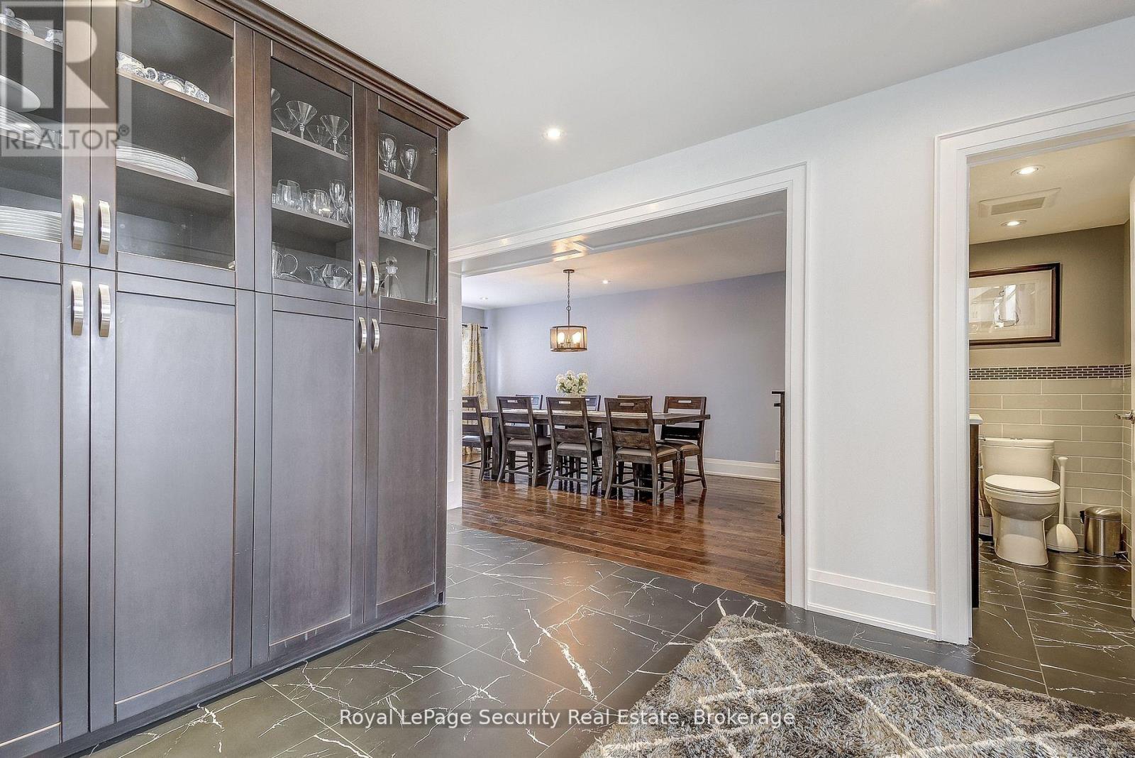 11310 Trafalgar Road, Halton Hills (Stewarttown), Ontario  L7G 4S5 - Photo 17 - W12188625