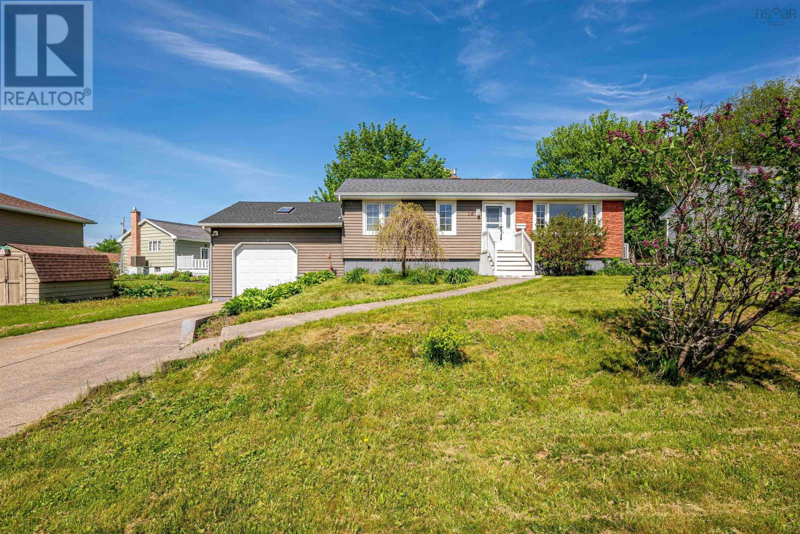 Property at 16 Brigadoon Drive image 1