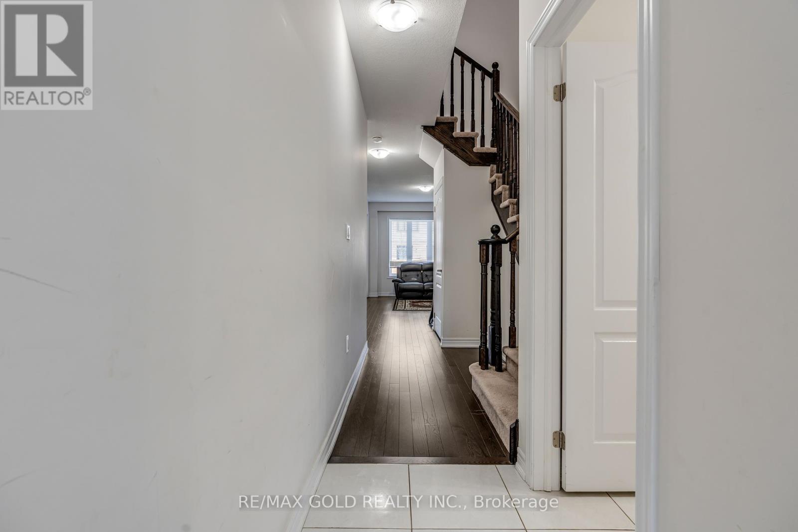 95 - 166 Deerpath Drive, Guelph, Ontario  N1K 0E2 - Photo 12 - X12188639