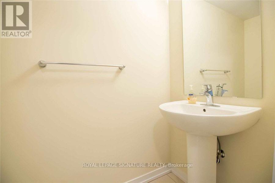 76 Scarletwood Street, Hamilton, Ontario  L8J 1X5 - Photo 13 - X12188690