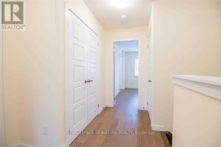76 Scarletwood Street, Hamilton, Ontario  L8J 1X5 - Photo 17 - X12188690