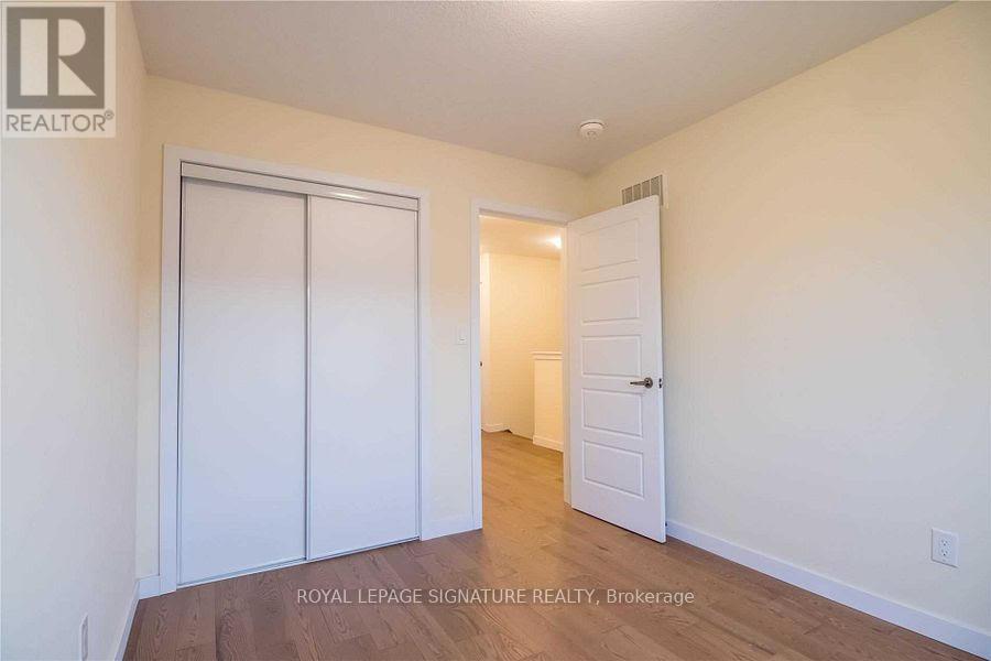 76 Scarletwood Street, Hamilton, Ontario  L8J 1X5 - Photo 28 - X12188690