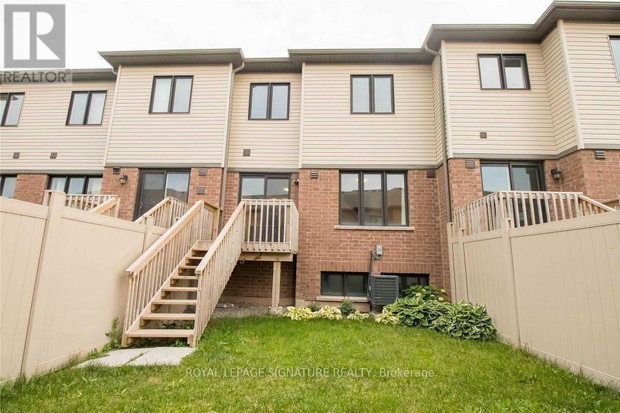 76 Scarletwood Street, Hamilton, Ontario  L8J 1X5 - Photo 37 - X12188690