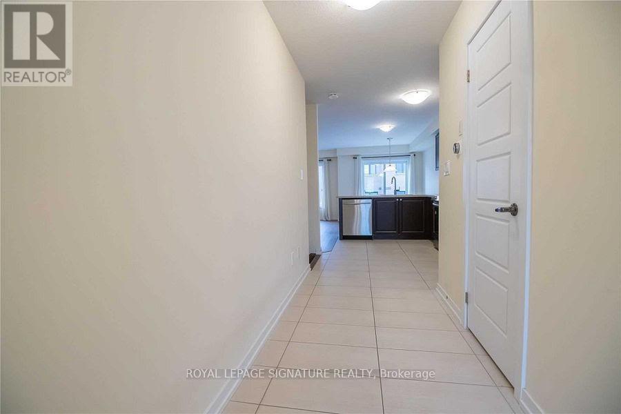 76 Scarletwood Street, Hamilton, Ontario  L8J 1X5 - Photo 6 - X12188690