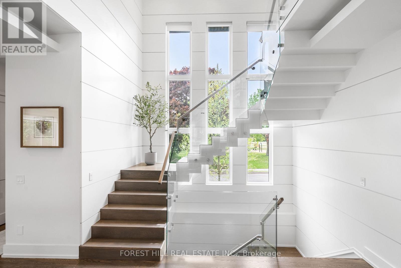 416 Patricia Avenue, Toronto, Ontario  M2R 2M9 - Photo 6 - C12188704