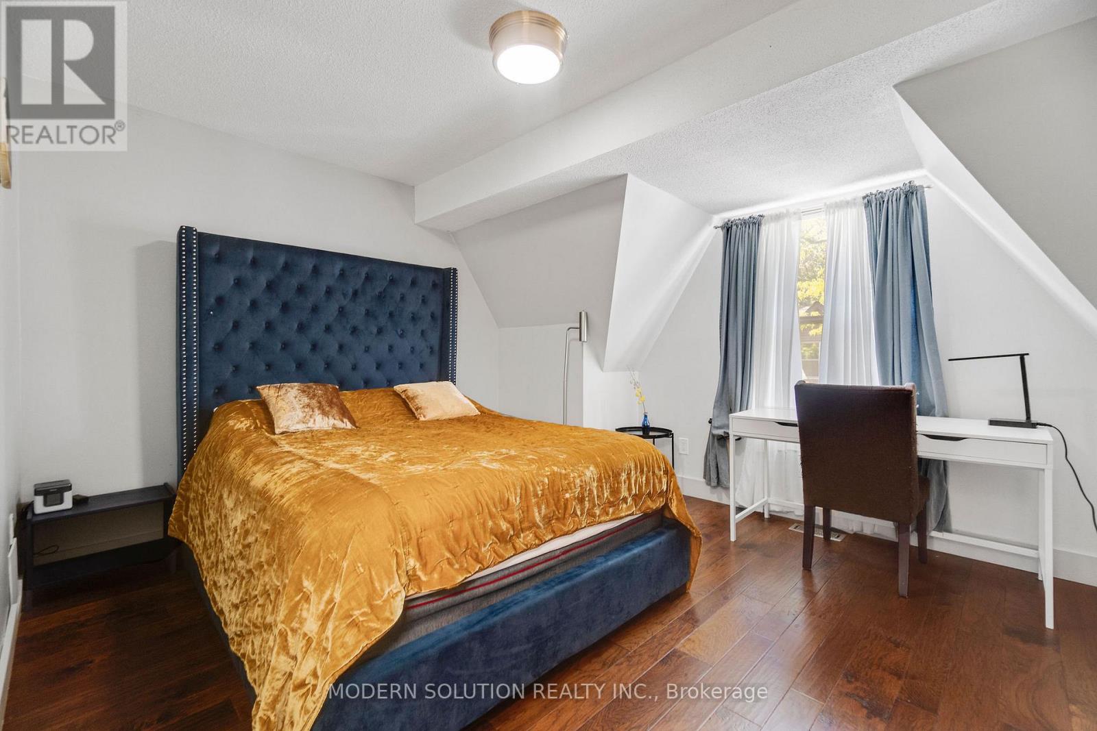 9 Douville Court, Toronto, Ontario  M5A 4E7 - Photo 20 - C12188708