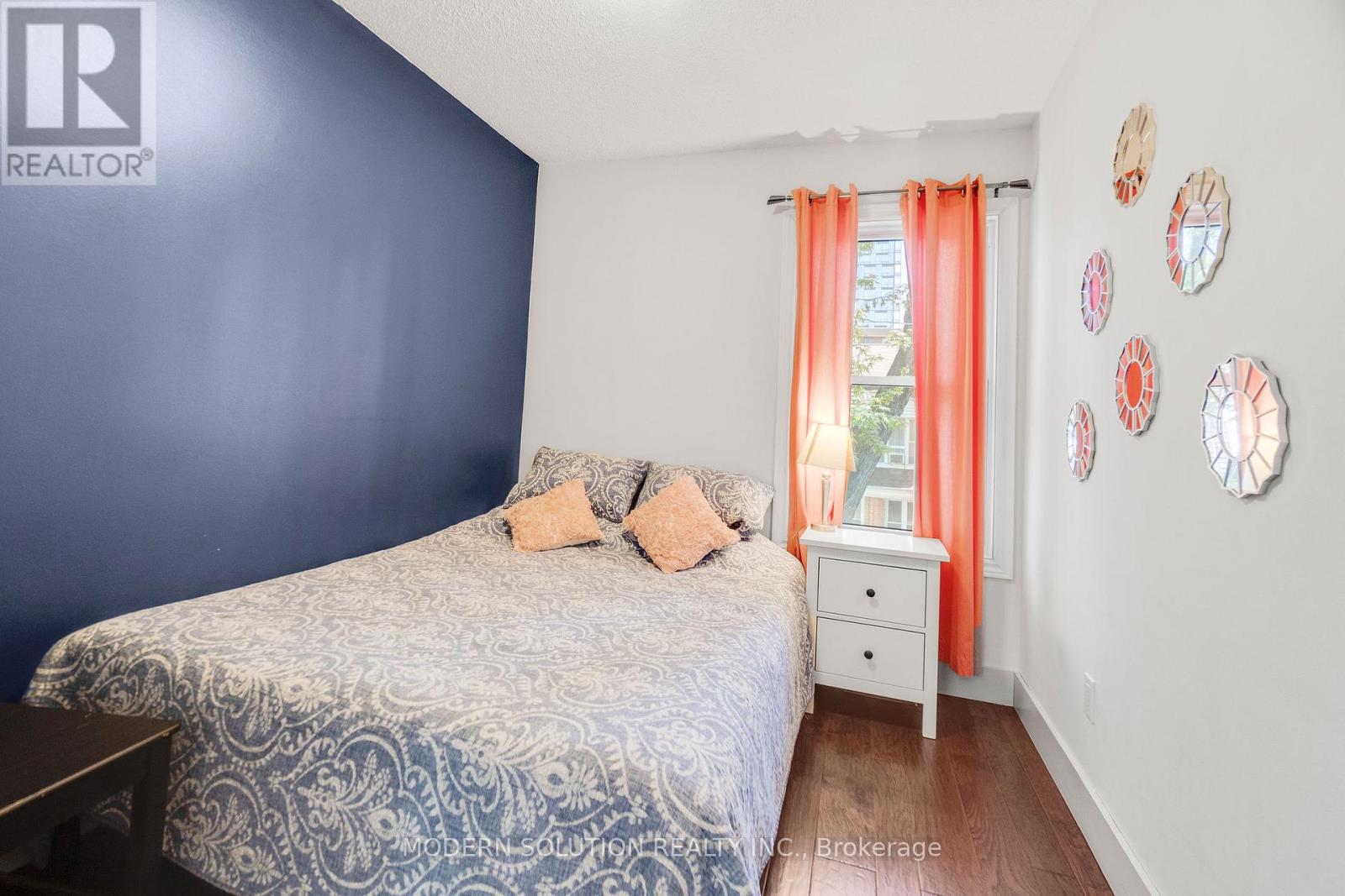 9 Douville Court, Toronto, Ontario  M5A 4E7 - Photo 22 - C12188708