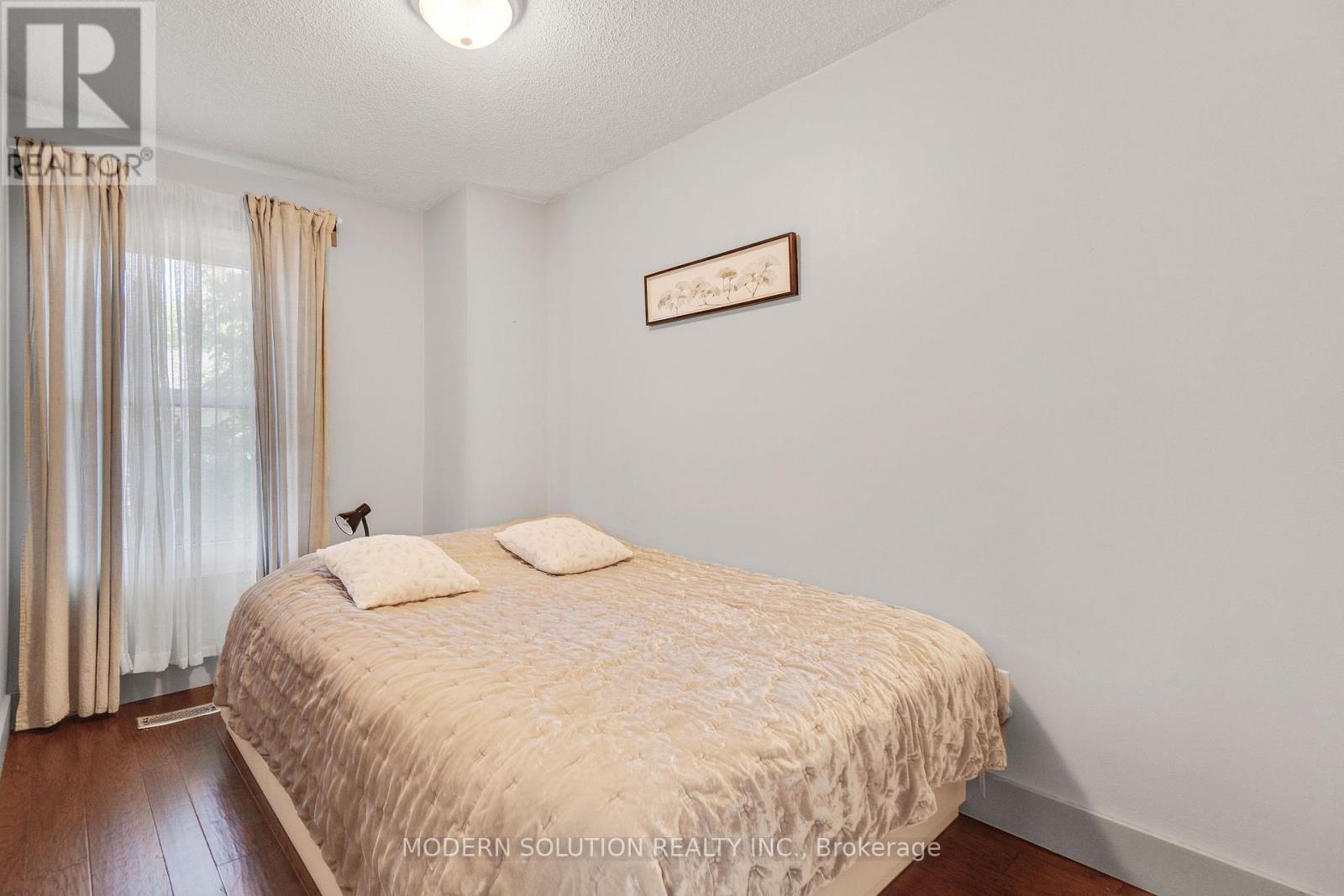 9 Douville Court, Toronto, Ontario  M5A 4E7 - Photo 24 - C12188708