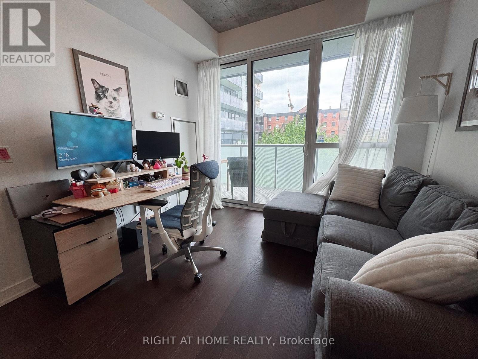 512 - 1030 King Street W, Toronto, Ontario  M6K 3N3 - Photo 3 - C12188773