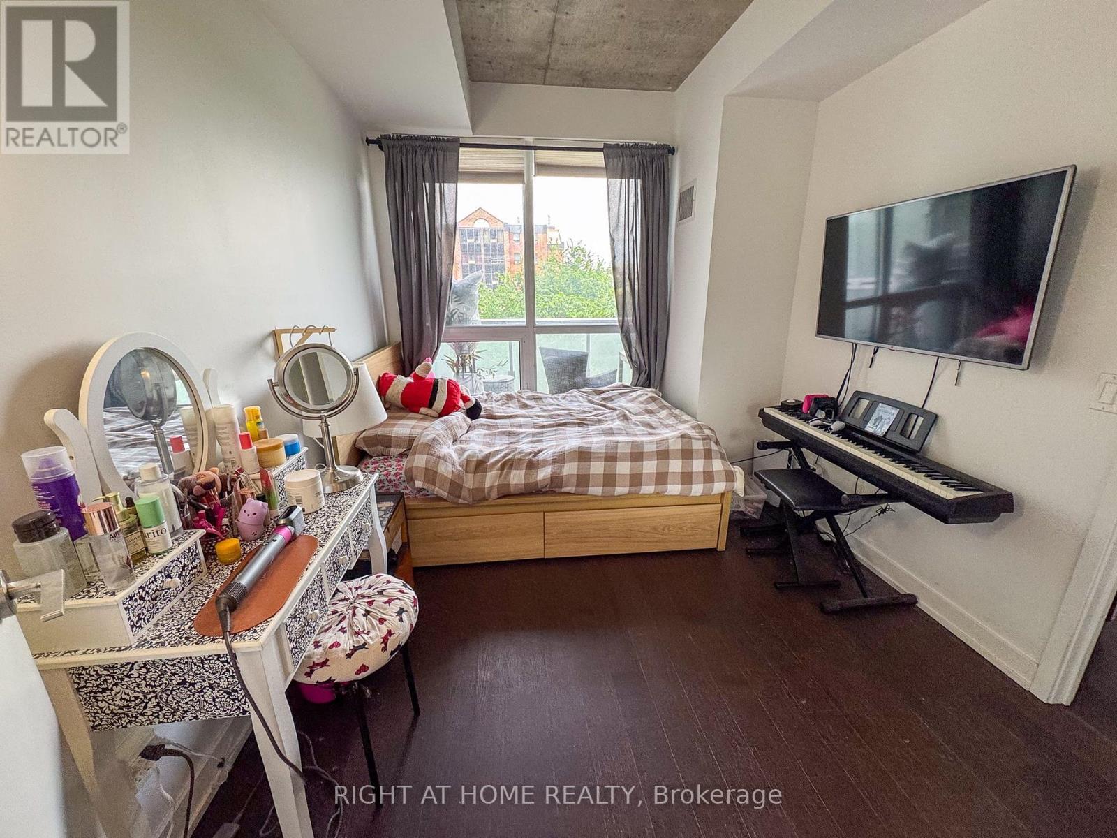 512 - 1030 King Street W, Toronto, Ontario  M6K 3N3 - Photo 5 - C12188773