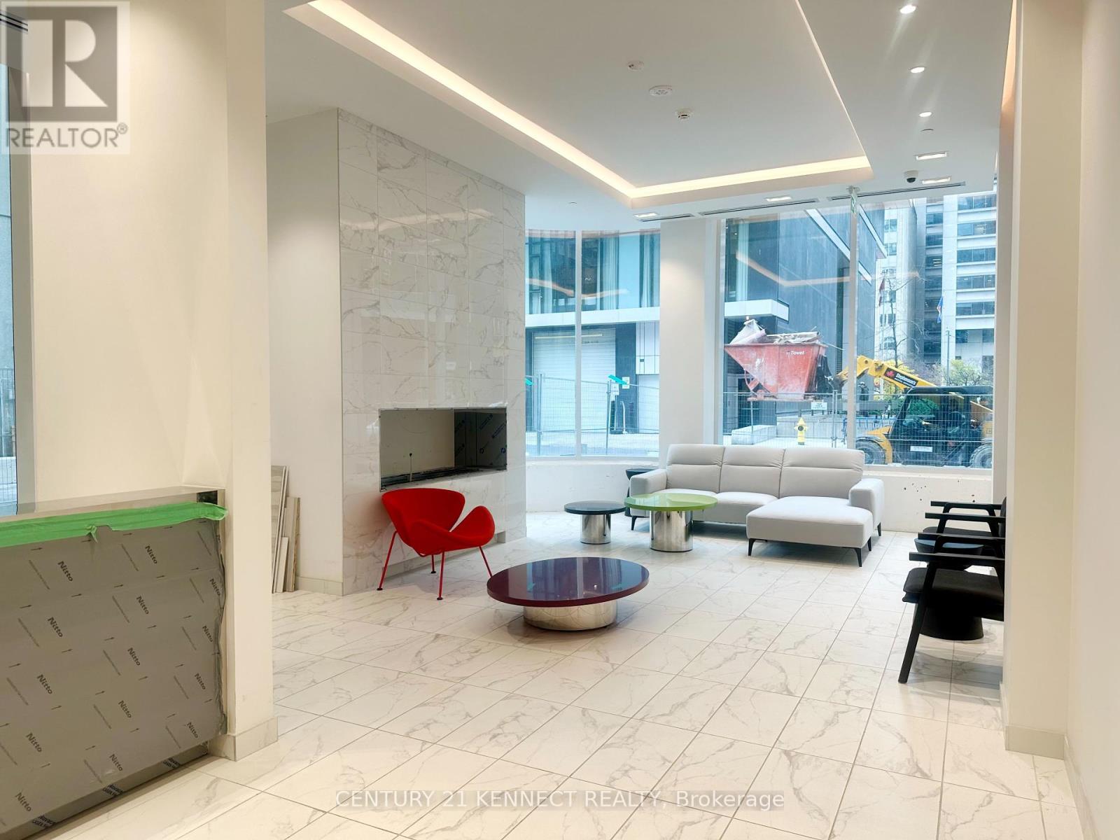 3306 - 238 Simcoe Street, Toronto, Ontario  M5T 3B9 - Photo 2 - C12188784