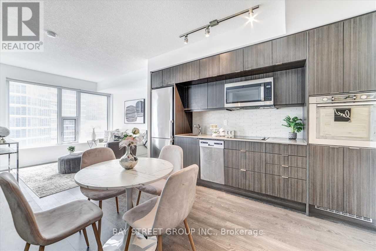 1408 - 10 York Street, Toronto (Waterfront Communities), Ontario  M5H 0E1 - Photo 13 - C12188795