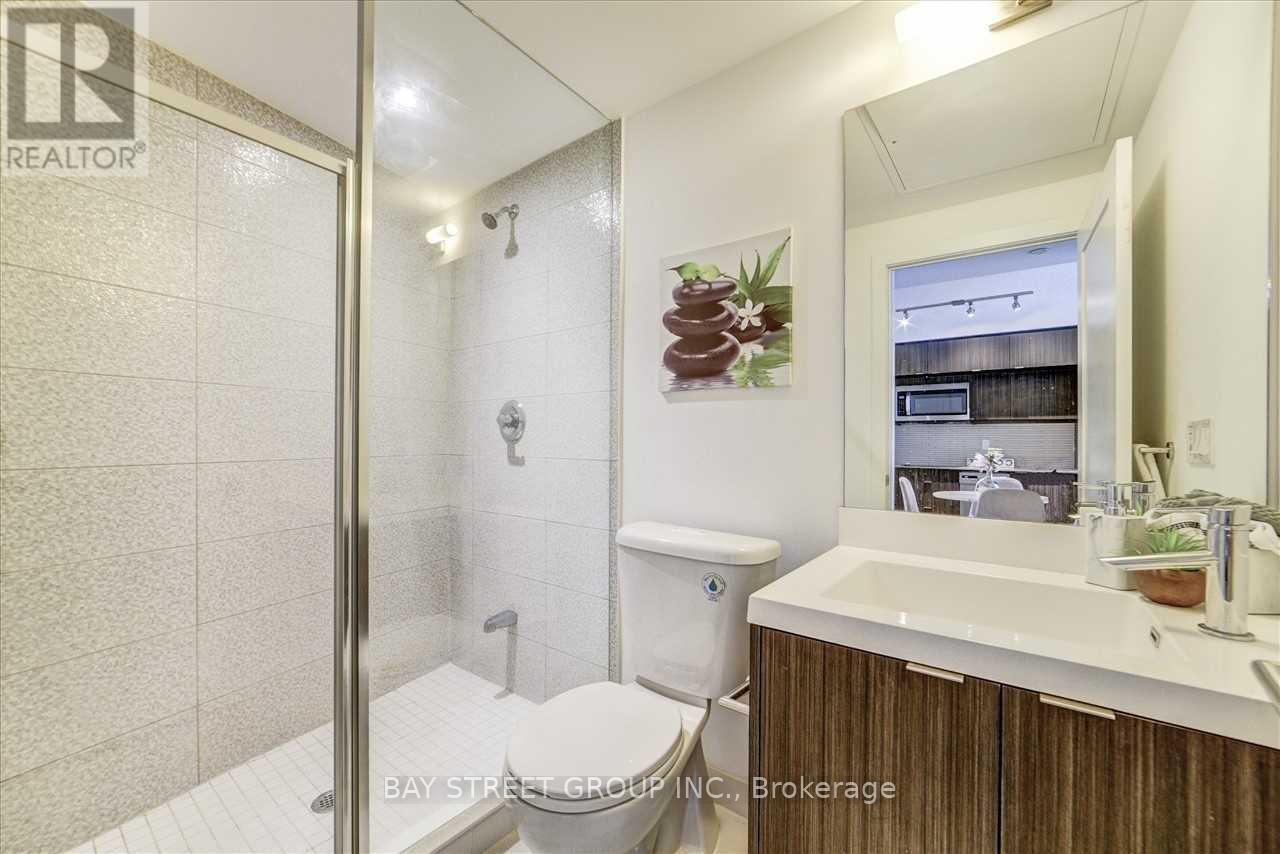 1408 - 10 York Street, Toronto, Ontario  M5H 0E1 - Photo 18 - C12188795