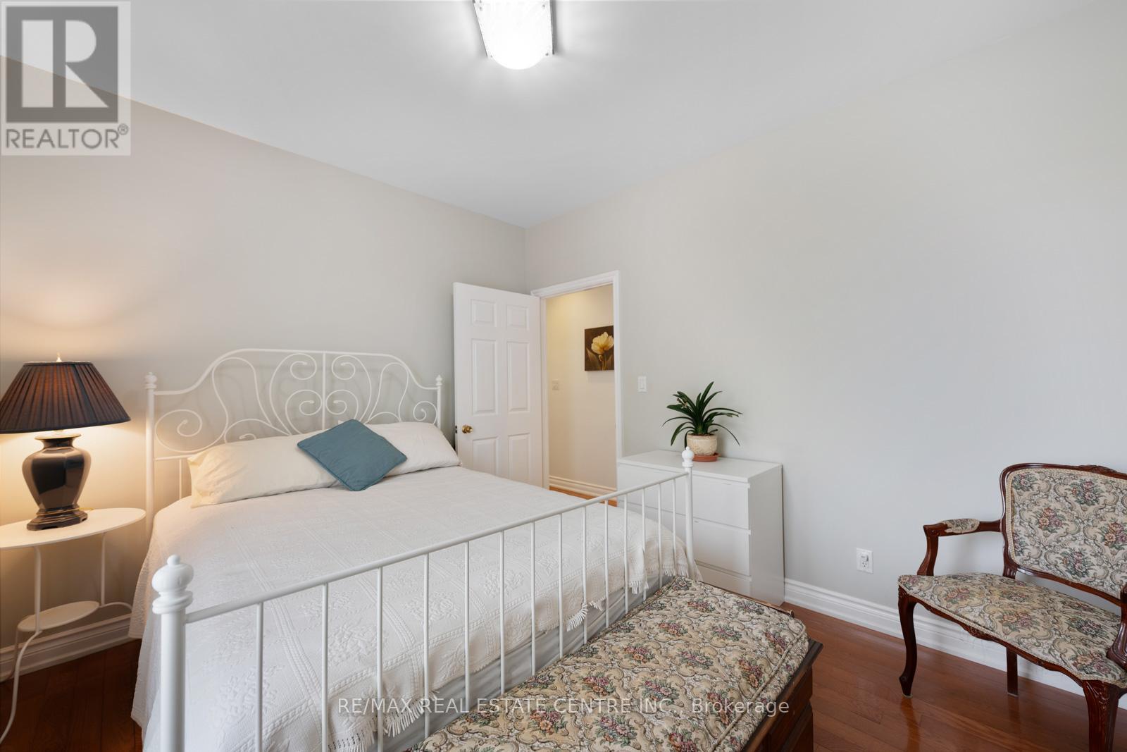 14 Churchill Avenue, Toronto, Ontario  M6J 2B4 - Photo 16 - C12188811