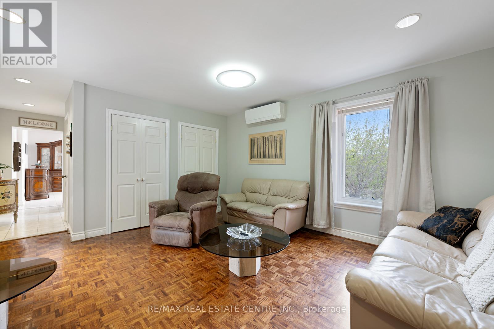 14 Churchill Avenue, Toronto, Ontario  M6J 2B4 - Photo 19 - C12188811