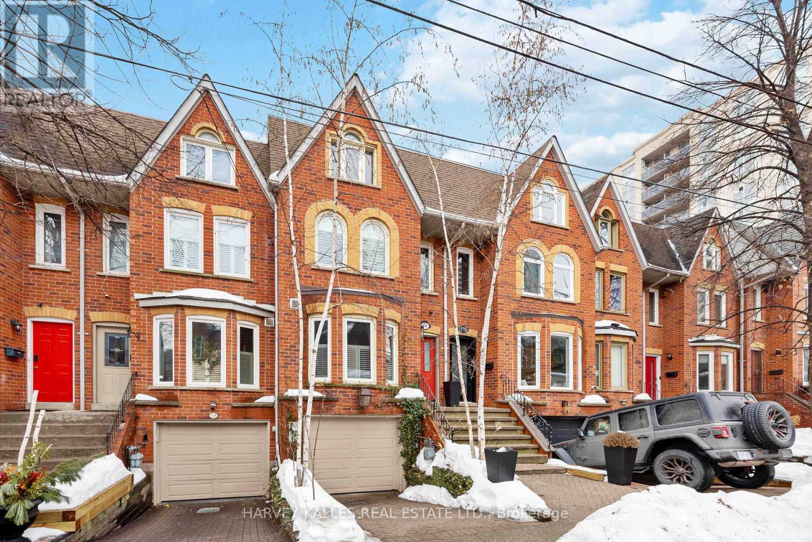 576 Ontario Street, Toronto, Ontario  M4X 1M7 - Photo 3 - C12188856
