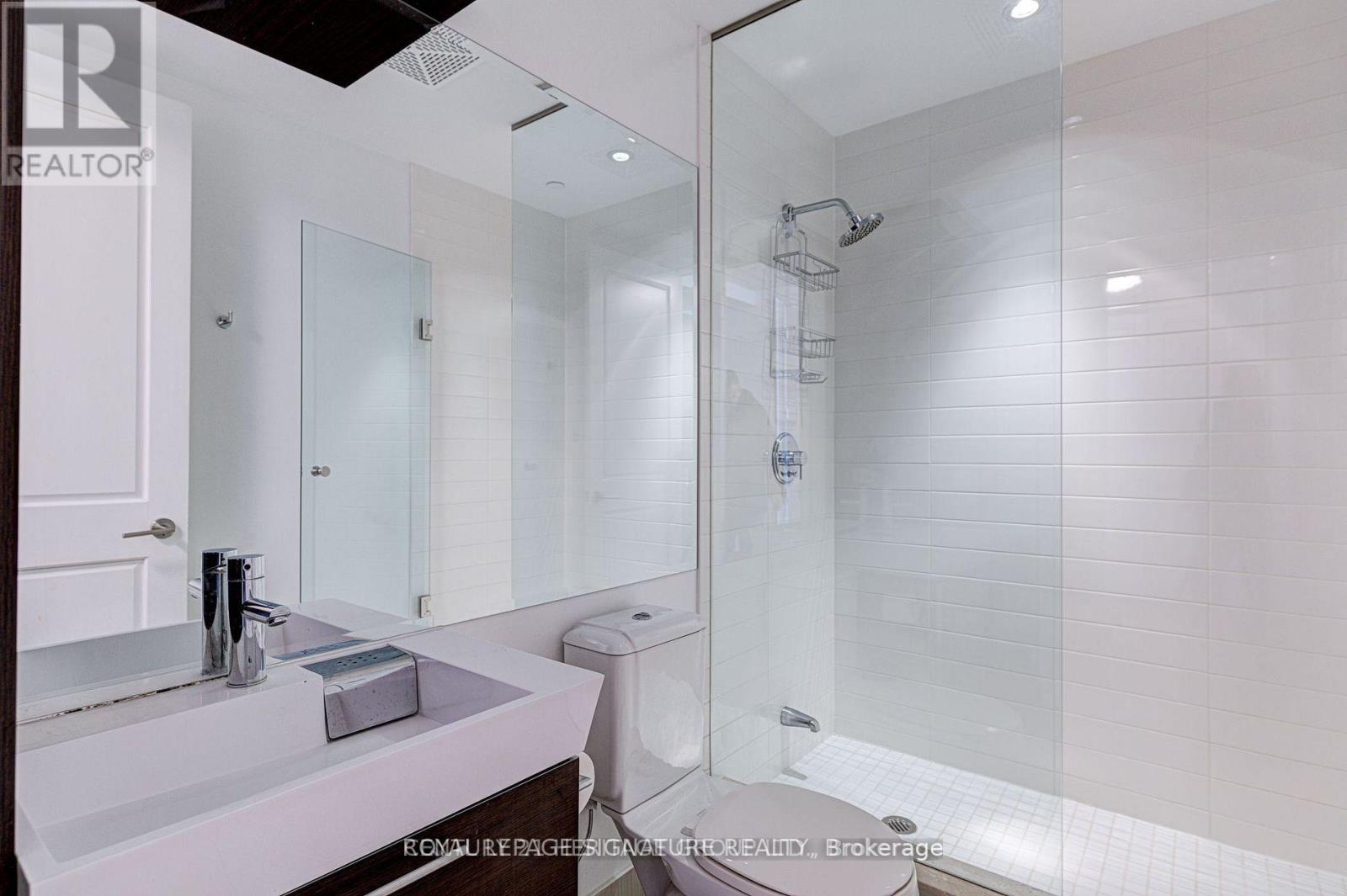 7209 - 388 Yonge Street, Toronto, Ontario  M5B 0A5 - Photo 16 - C12188879
