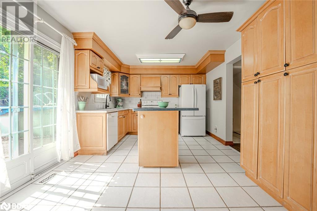 9 Oriole Court, Barrie, Ontario  L4M 5N1 - Photo 4 - 40736232