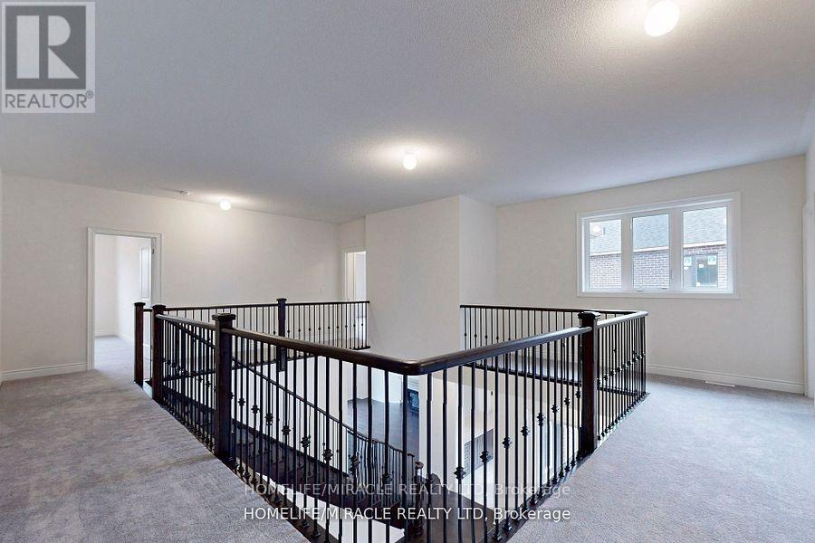 25 Joiner Circle, Whitchurch-Stouffville, Ontario  L4A 4W9 - Photo 21 - N12188836