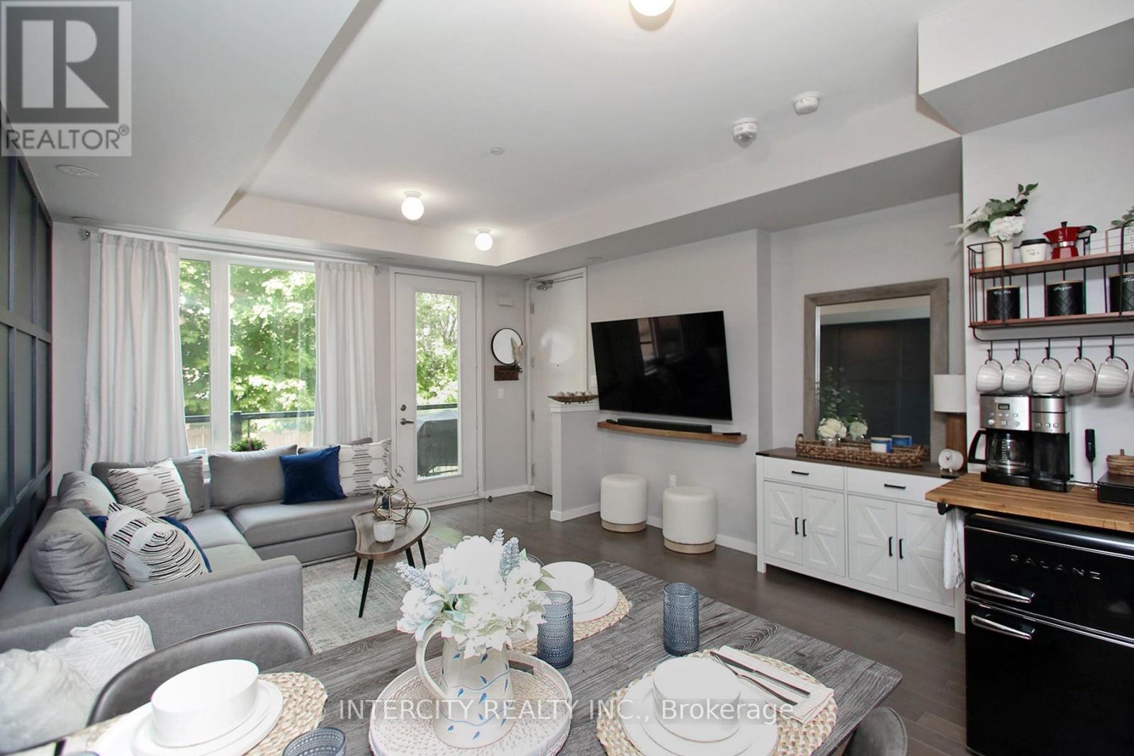 45 - 300 Alex Gardner Circle, Aurora (Aurora Heights), Ontario  L4G 3G5 - Photo 10 - N12188859