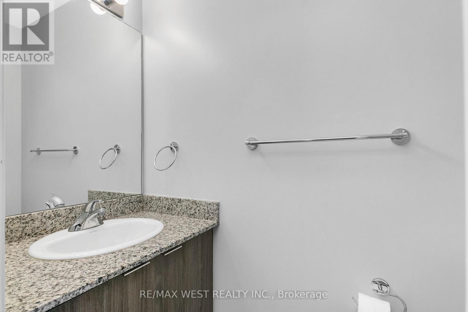 2605 - 2910 Highway 7 W, Vaughan, Ontario  L4K 0H8 - Photo 13 - N12188866