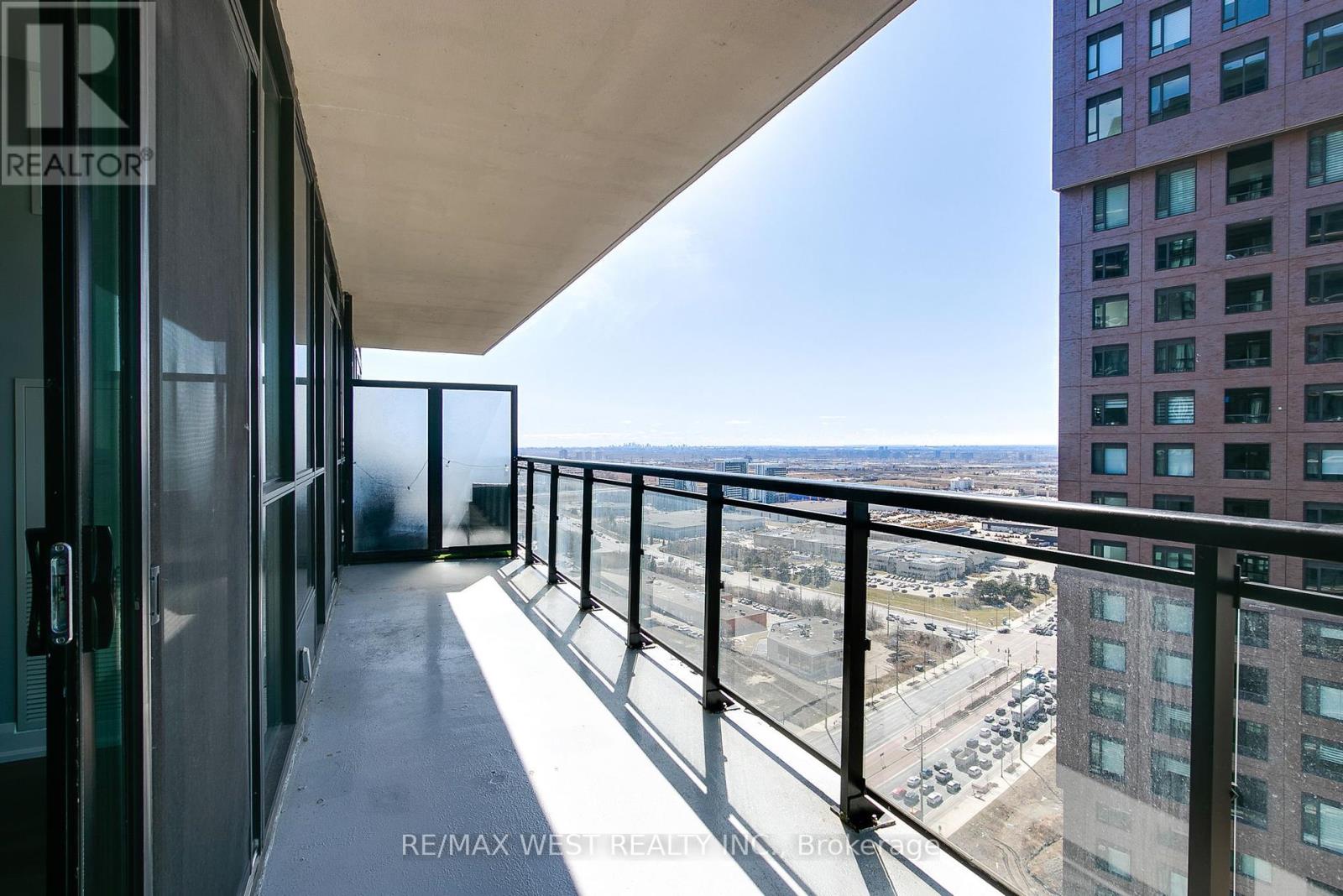 2605 - 2910 Highway 7 W, Vaughan (Concord), Ontario  L4K 0H8 - Photo 21 - N12188866