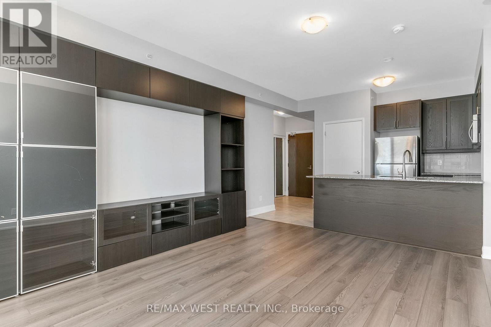 2605 - 2910 Highway 7 W, Vaughan, Ontario  L4K 0H8 - Photo 6 - N12188866