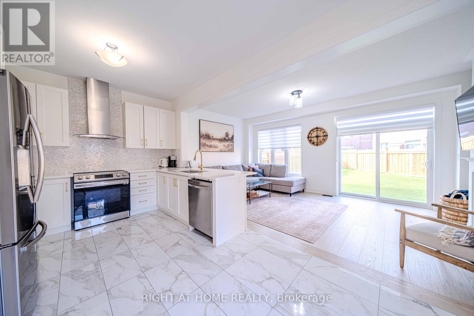 51 Dorian Drive, Whitby, Ontario  L1P 0L6 - Photo 13 - E12188960