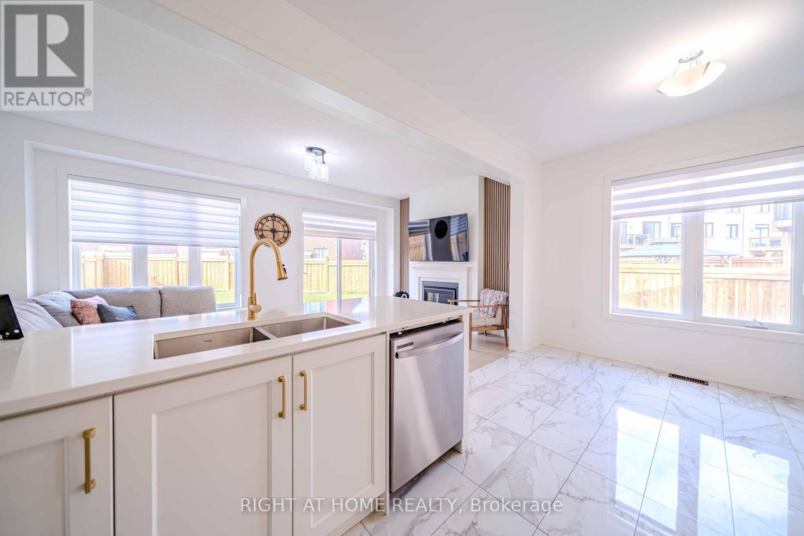 51 Dorian Drive, Whitby, Ontario  L1P 0L6 - Photo 17 - E12188960