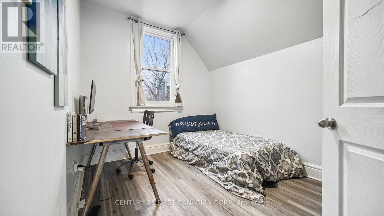 417 Grey Street, London East (East K), Ontario  N6B 1H1 - Photo 26 - X12188938