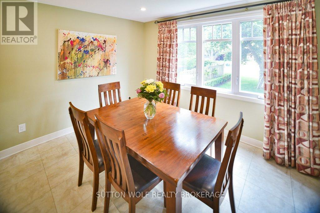 234 Riverview Drive, Strathroy-Caradoc, Ontario  N7G 2G5 - Photo 8 - X12188979