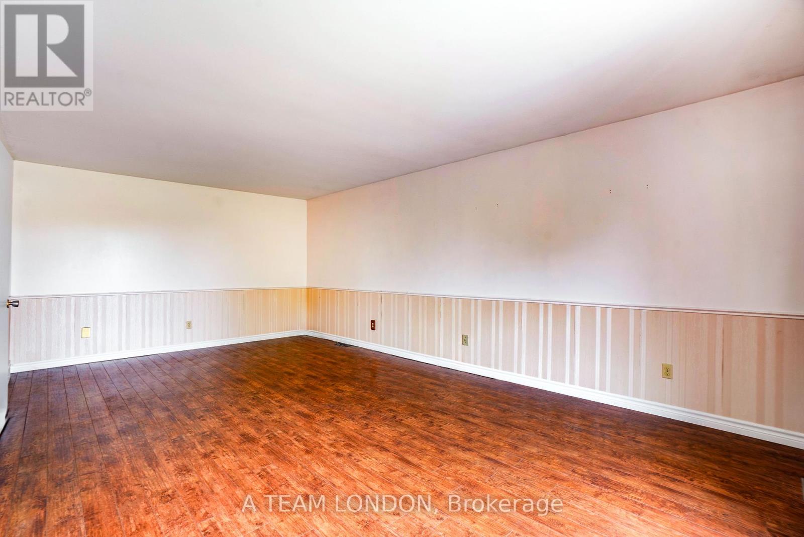 126 Guildford Crescent, London South (South N), Ontario  N6J 3Y5 - Photo 23 - X12189020