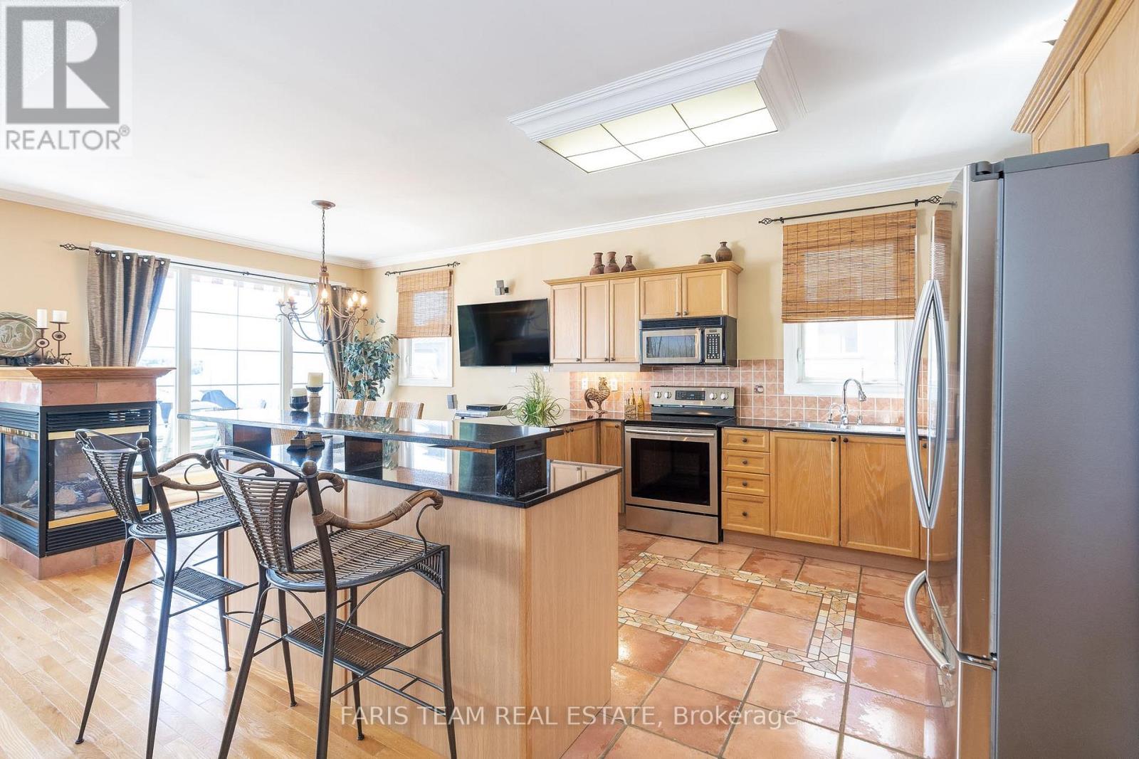 443 Aberdeen Boulevard, Midland, Ontario  L4R 5L8 - Photo 4 - S12188713