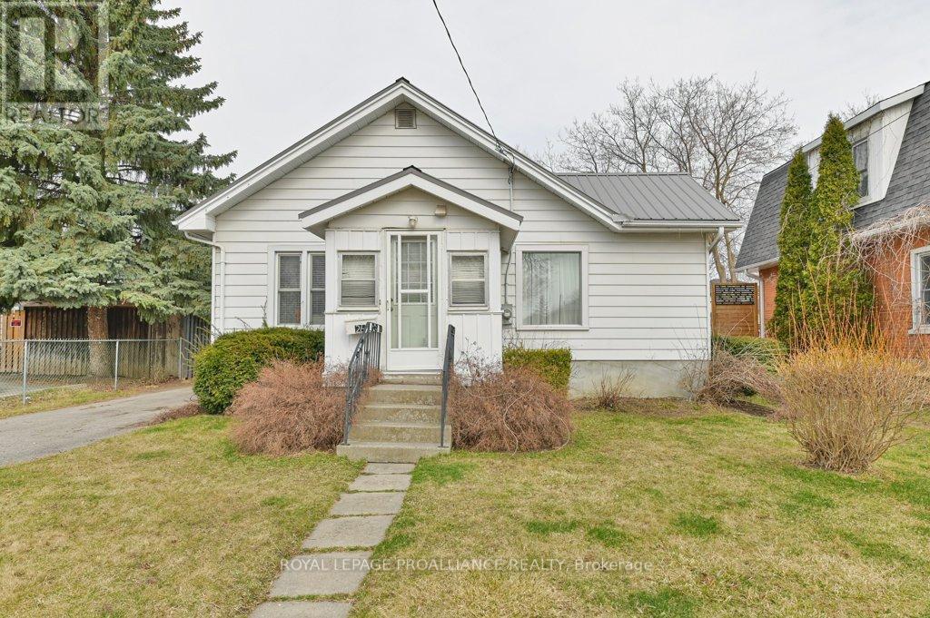 26 BURTON STREET, Belleville, Ontario