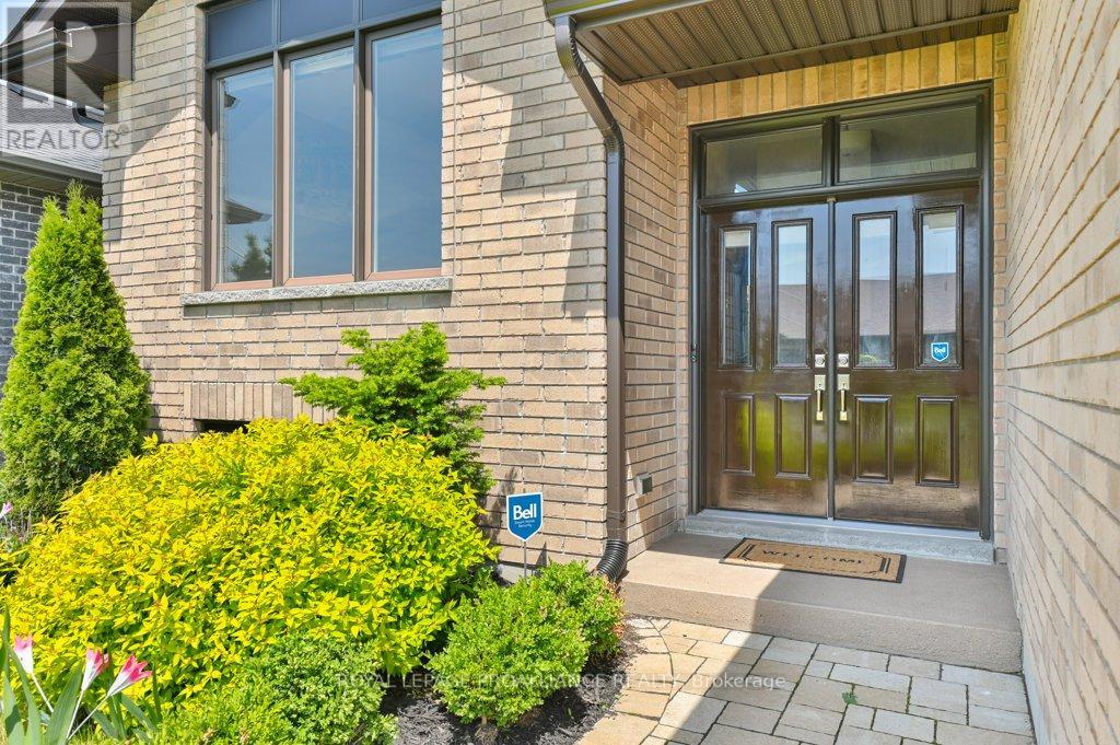 Property at 44 LIBERTY CRESCENT image 5