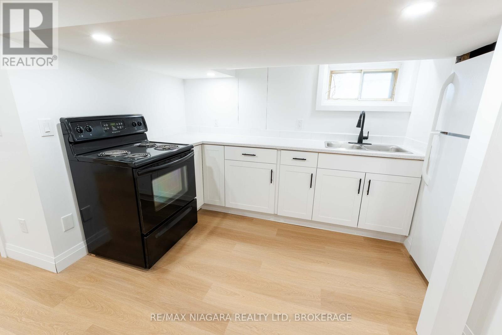 533 Cannon Street E, Hamilton (Gibson), Ontario  L8L 2E6 - Photo 14 - X12188973