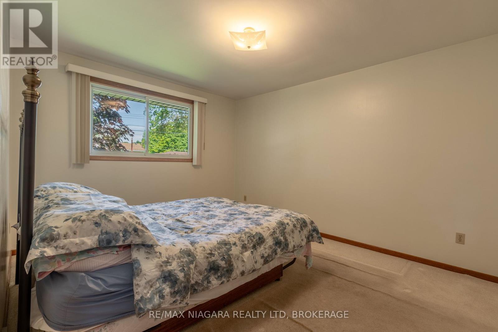 82 Westwood Crescent, Welland (Prince Charles), Ontario  L3C 4R3 - Photo 15 - X12188991
