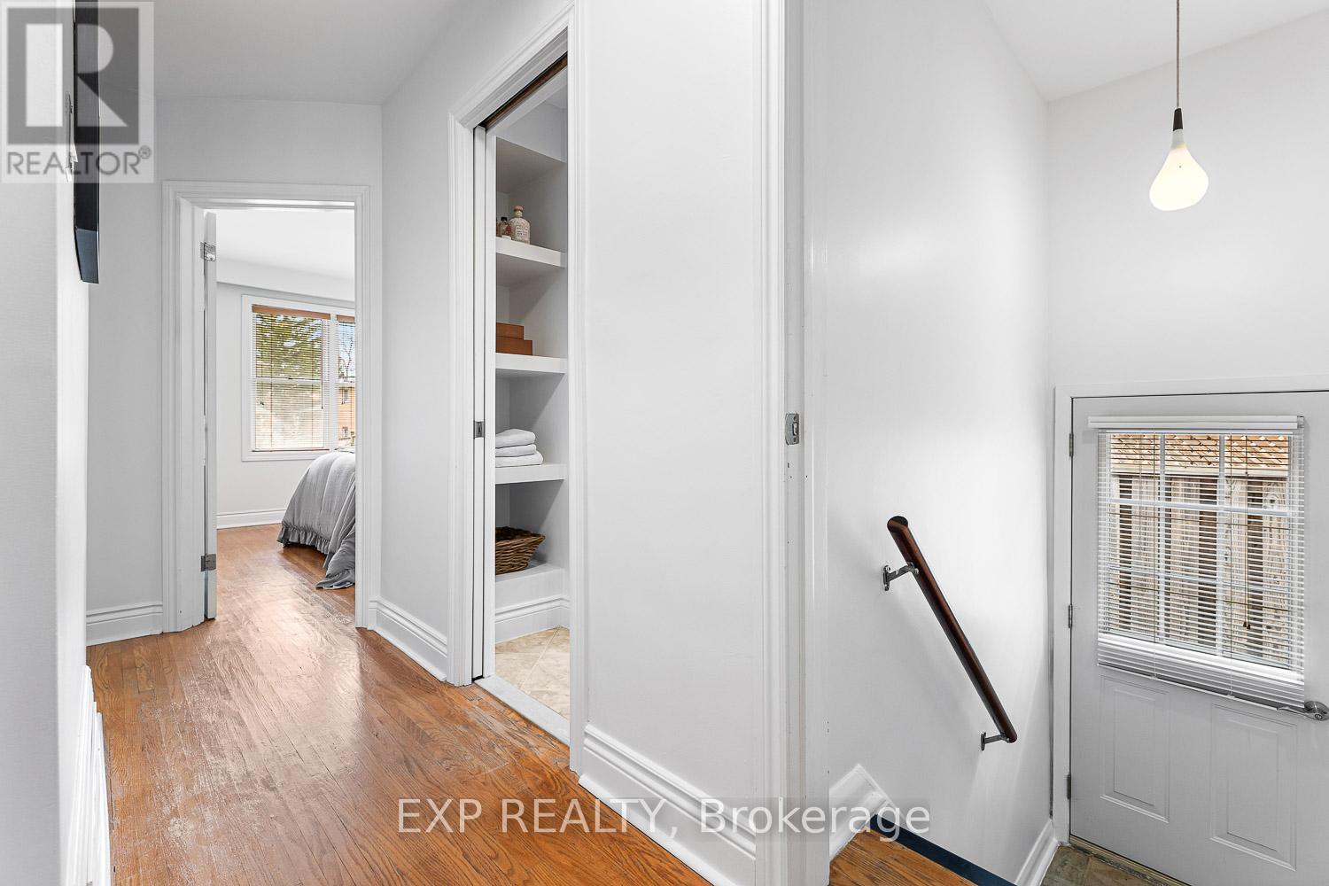 7 Northcrest Road, Toronto, Ontario  M9R 1P5 - Photo 24 - W12188701