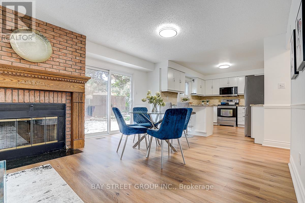 8 Mckillop Court, Brampton, Ontario  L6Y 3J3 - Photo 20 - W12188738