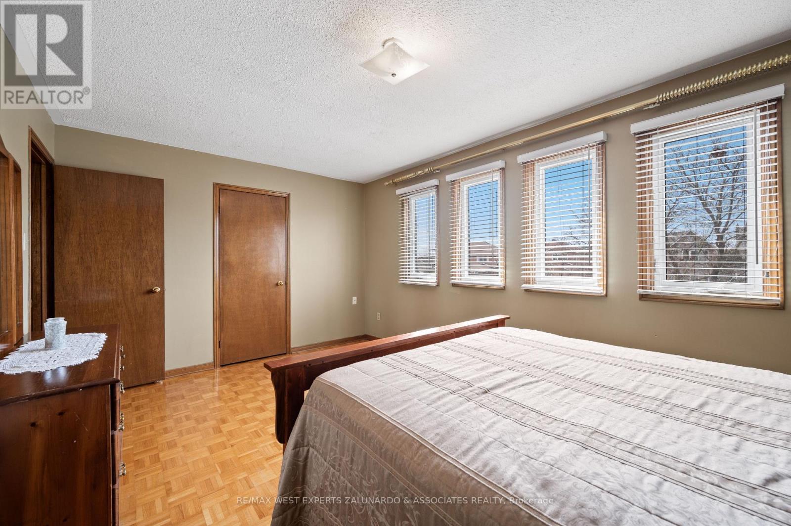157 Sunforest Drive, Brampton, Ontario  L6Z 4B7 - Photo 33 - W12188743