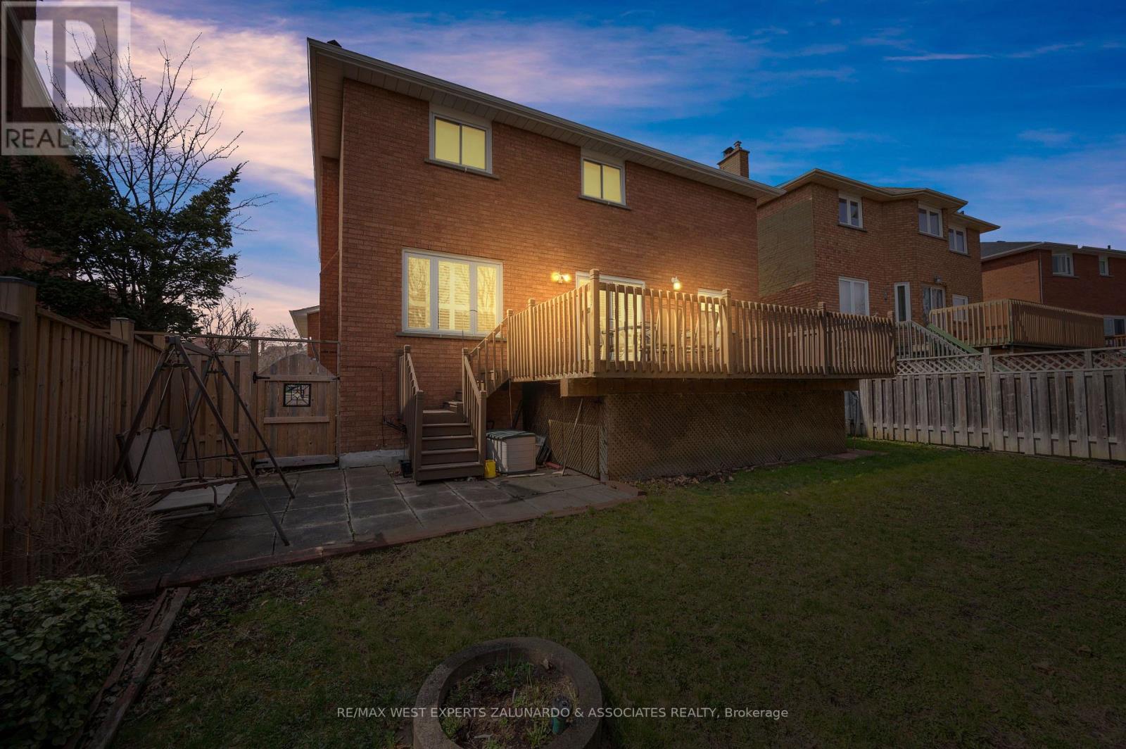 157 Sunforest Drive, Brampton, Ontario  L6Z 4B7 - Photo 44 - W12188743