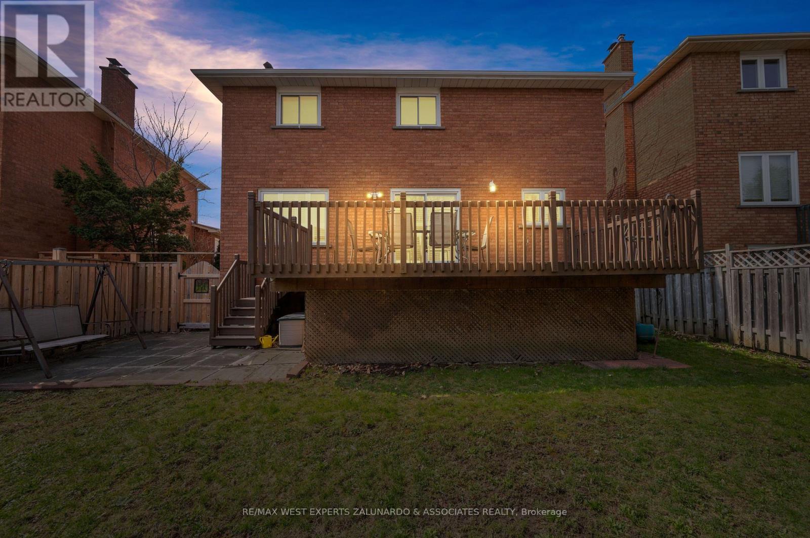 157 Sunforest Drive, Brampton, Ontario  L6Z 4B7 - Photo 45 - W12188743