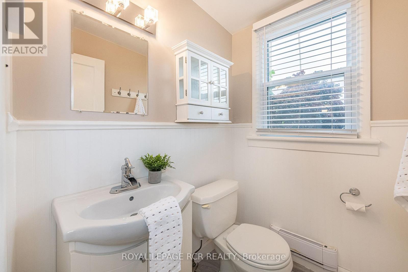 61 John Street, Orangeville, Ontario  L9W 2P6 - Photo 29 - W12188745