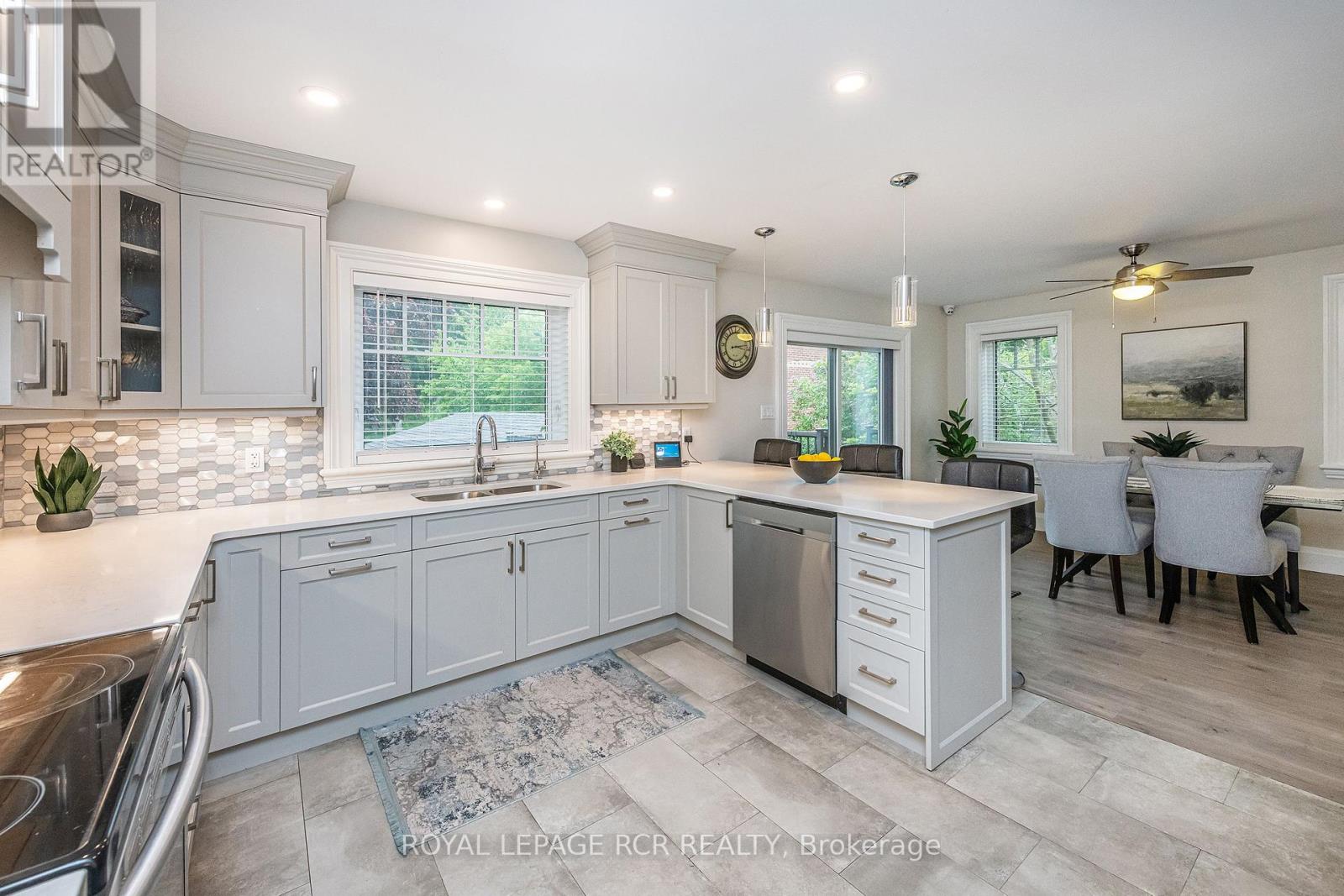 61 John Street, Orangeville, Ontario  L9W 2P6 - Photo 8 - W12188745